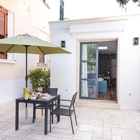 Lu Cuccuviu Bed & Breakfast Lecce